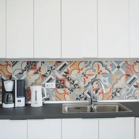 Alcestis Apartamento